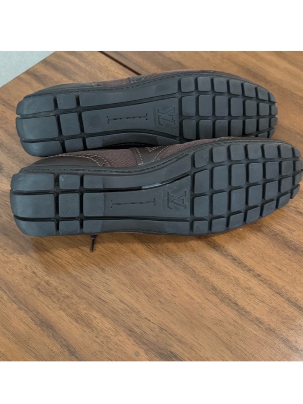 Louis Vuitton Men's Dark Brown Mixed-Material Sneakers size 10.5 - Picture 13 of 16